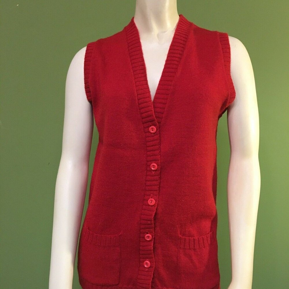 Garland Red Button Down Wmns Sweater Vest k165